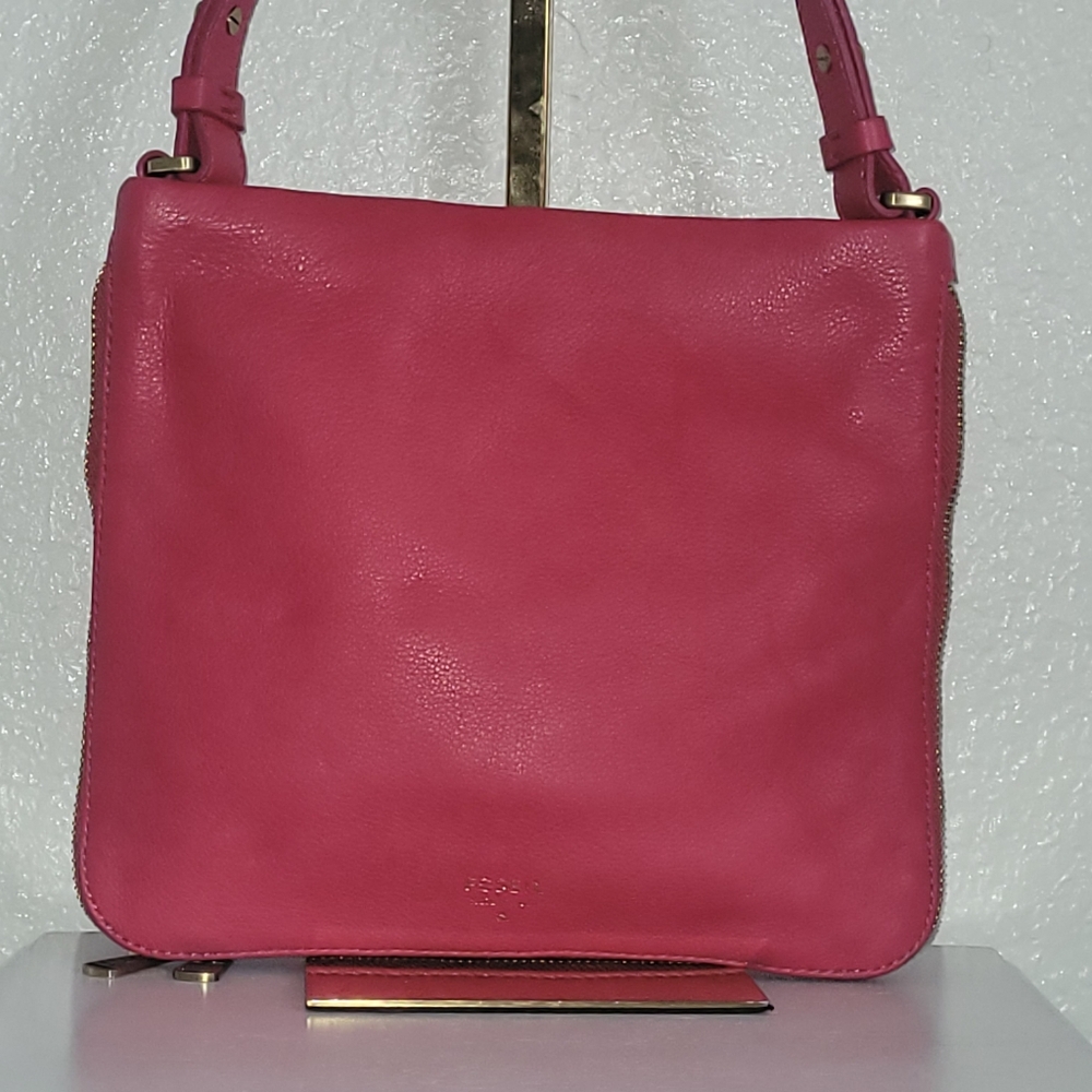 NWT Fossil Pink Pebble Leather/ Cowhide Crossbody/Shoulder Bag Adjustable Strap - Picture 2 of 16